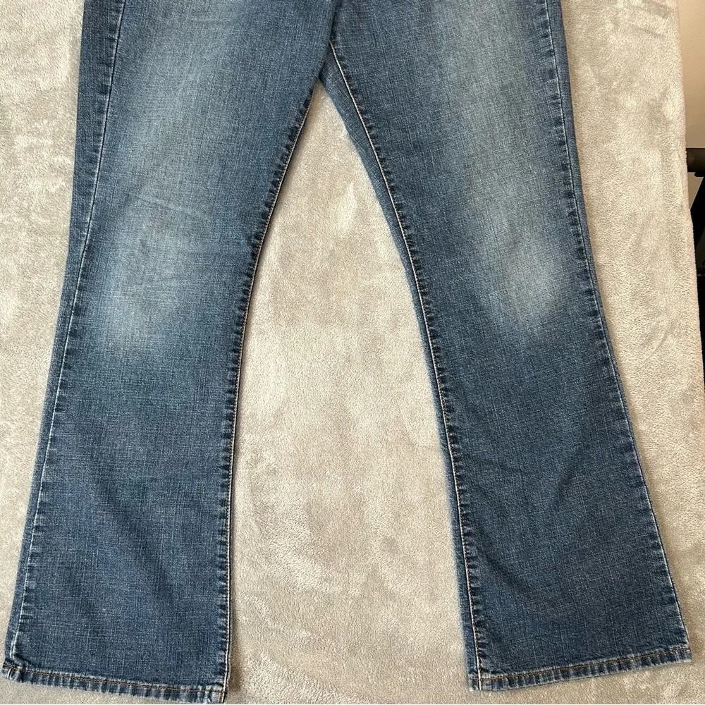 Vintage Levi's 515 Nouveau Boot Cut Jeans Women's‎ Sz 12 M Blue Med Wash Denim